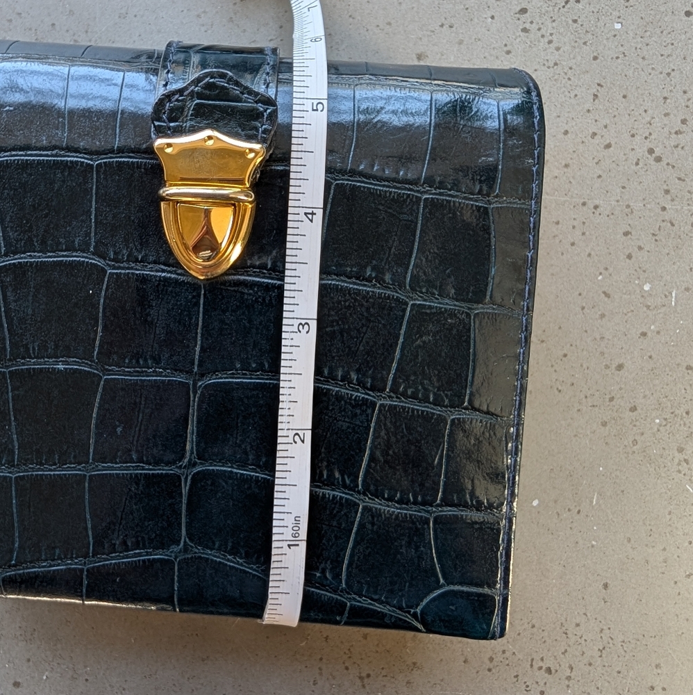 Vintage Croc-Embossed Box Bag - Picture 15 of 15